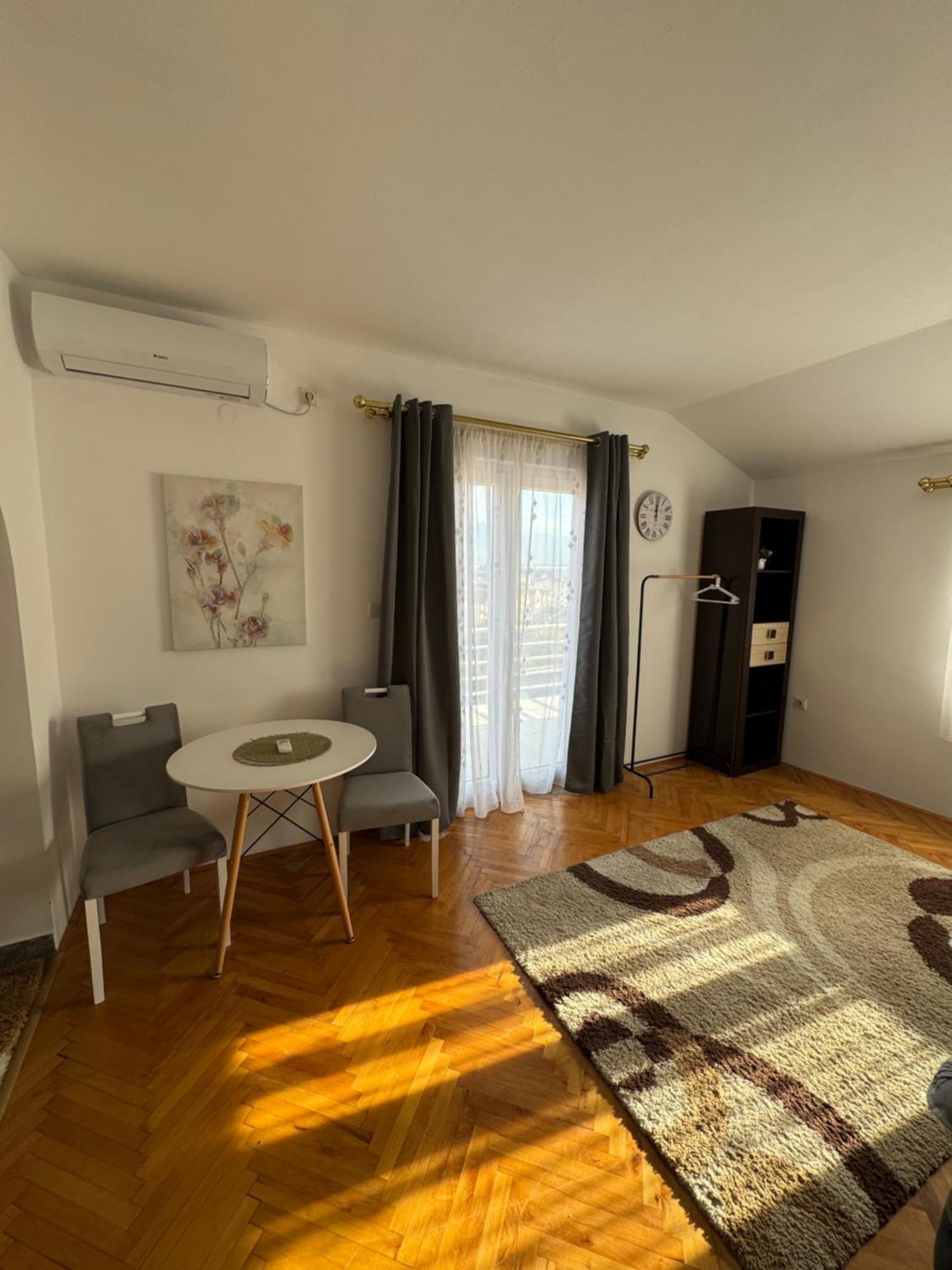 Apartmani Breze Podgorica Bagian luar foto
